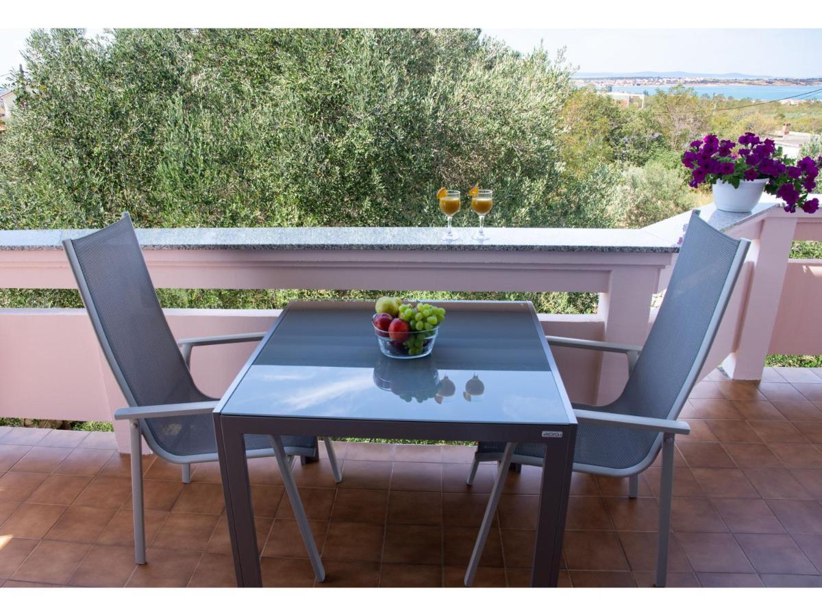 White Diamond Apartment Vrsi Bagian luar foto