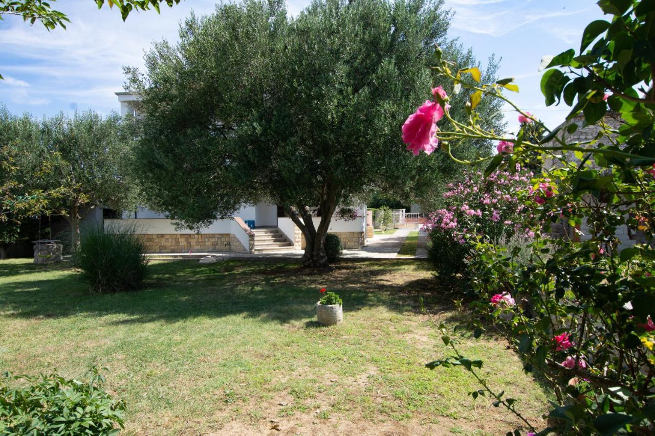 White Diamond Apartment Vrsi Bagian luar foto