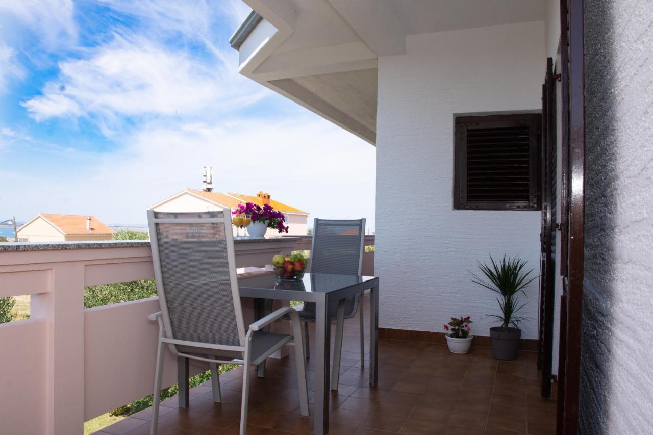 White Diamond Apartment Vrsi Bagian luar foto